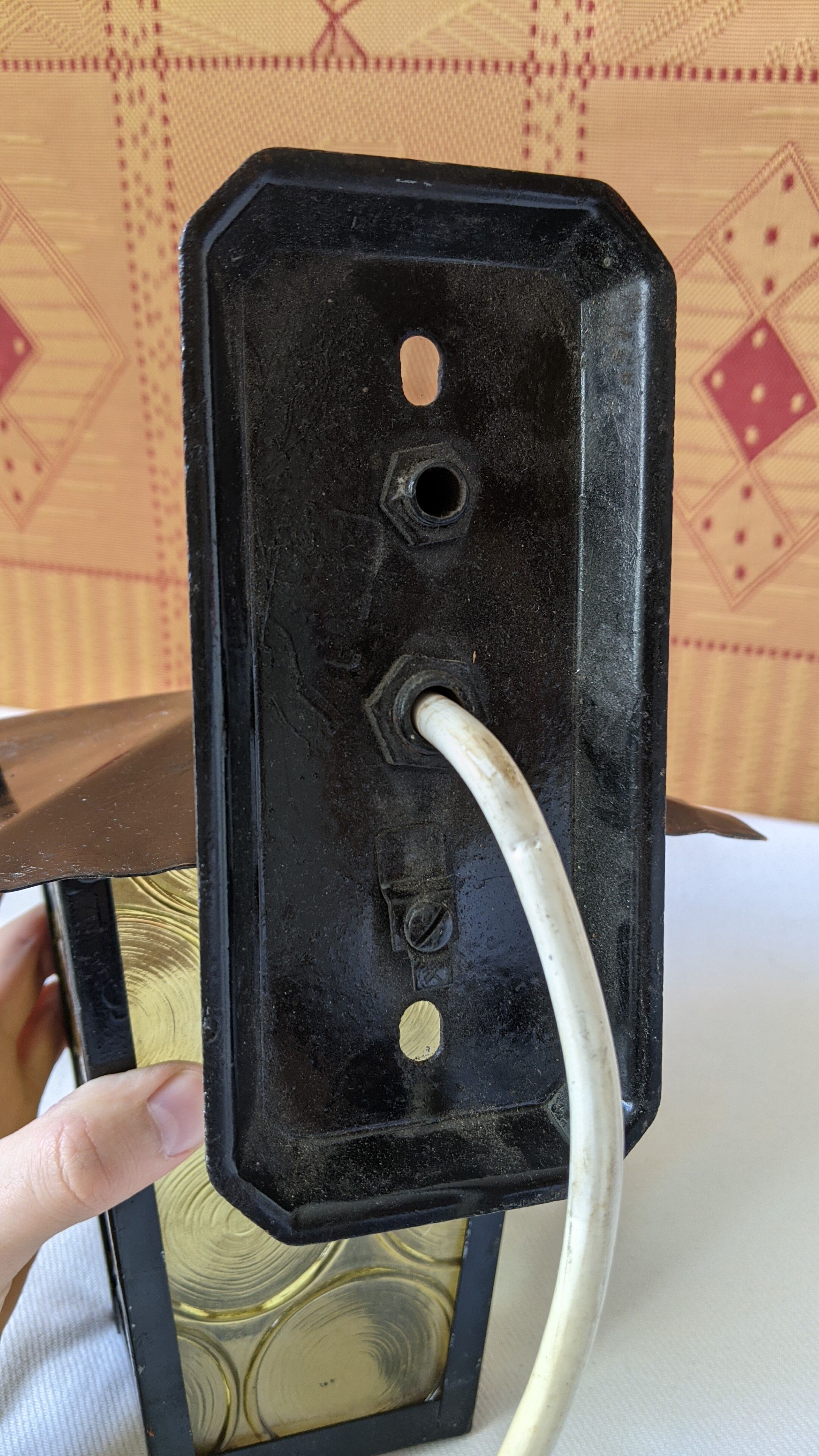 Pretty iron and glass lantern In very good condition black iron color of yellow glass relief circ