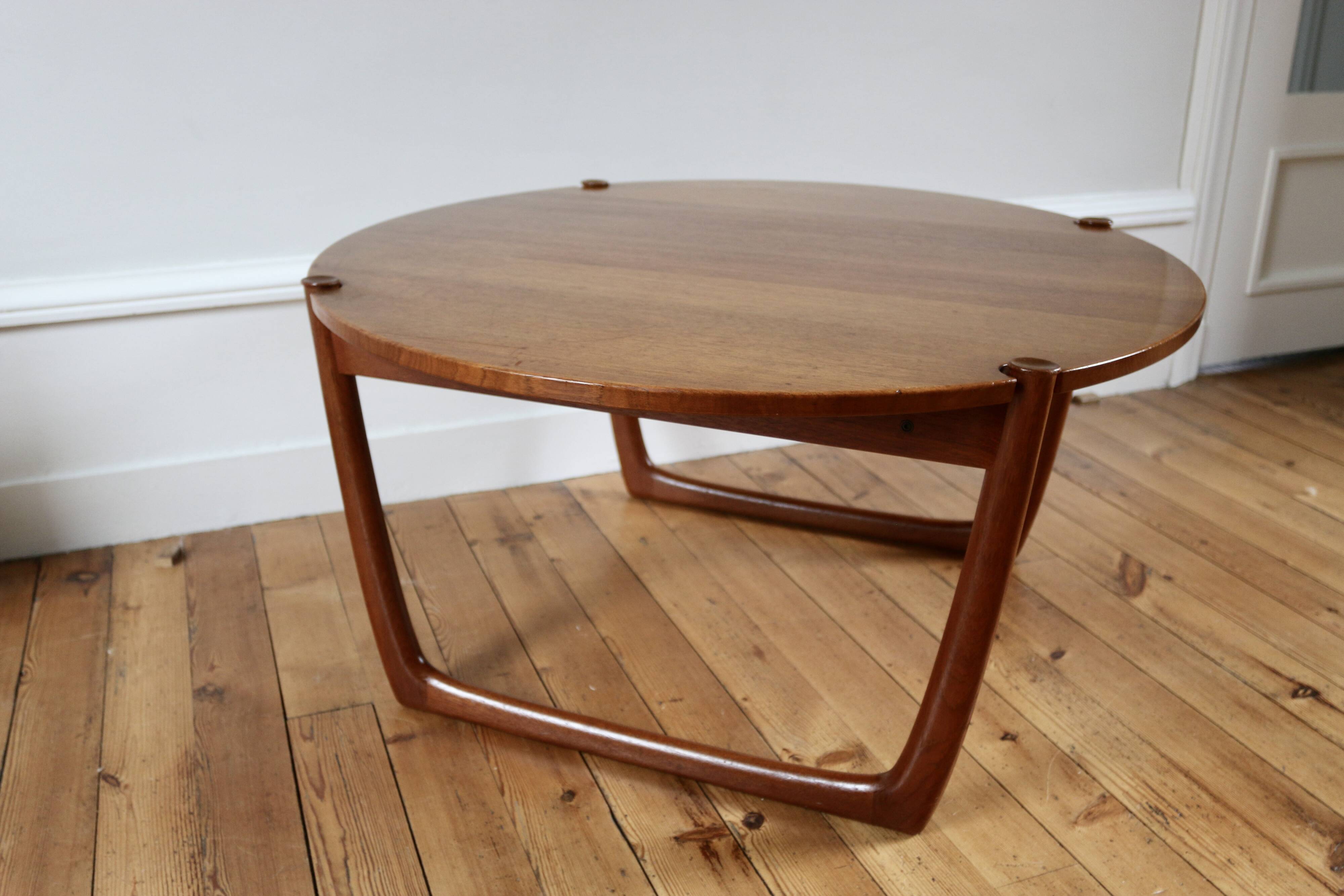 Scandinavian vintage teak coffee table Peter Hvidt and Orla Mølgaard, 1960s