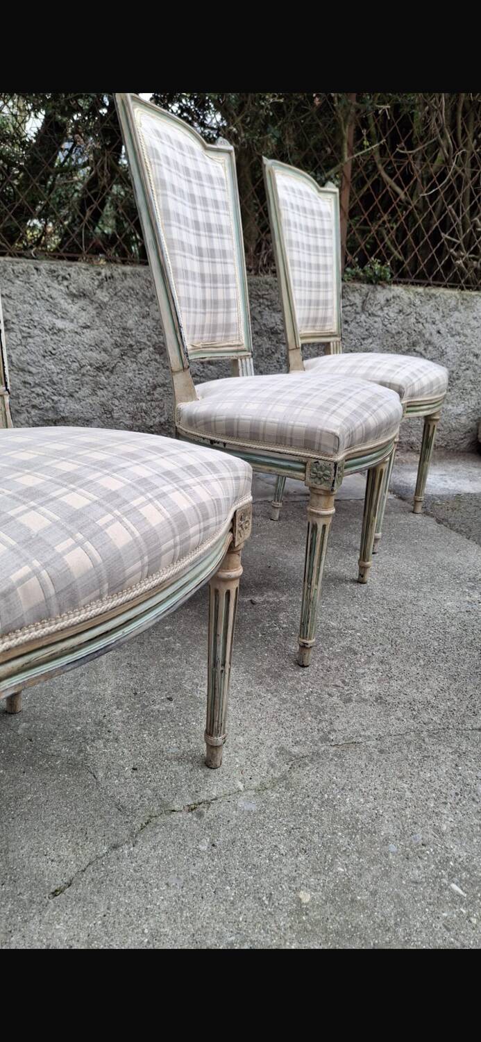 Lot of antique Louis XVI style chairs