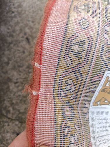 Tapis motifs orientaux en laine vierge fond saumon, 285x195 cm