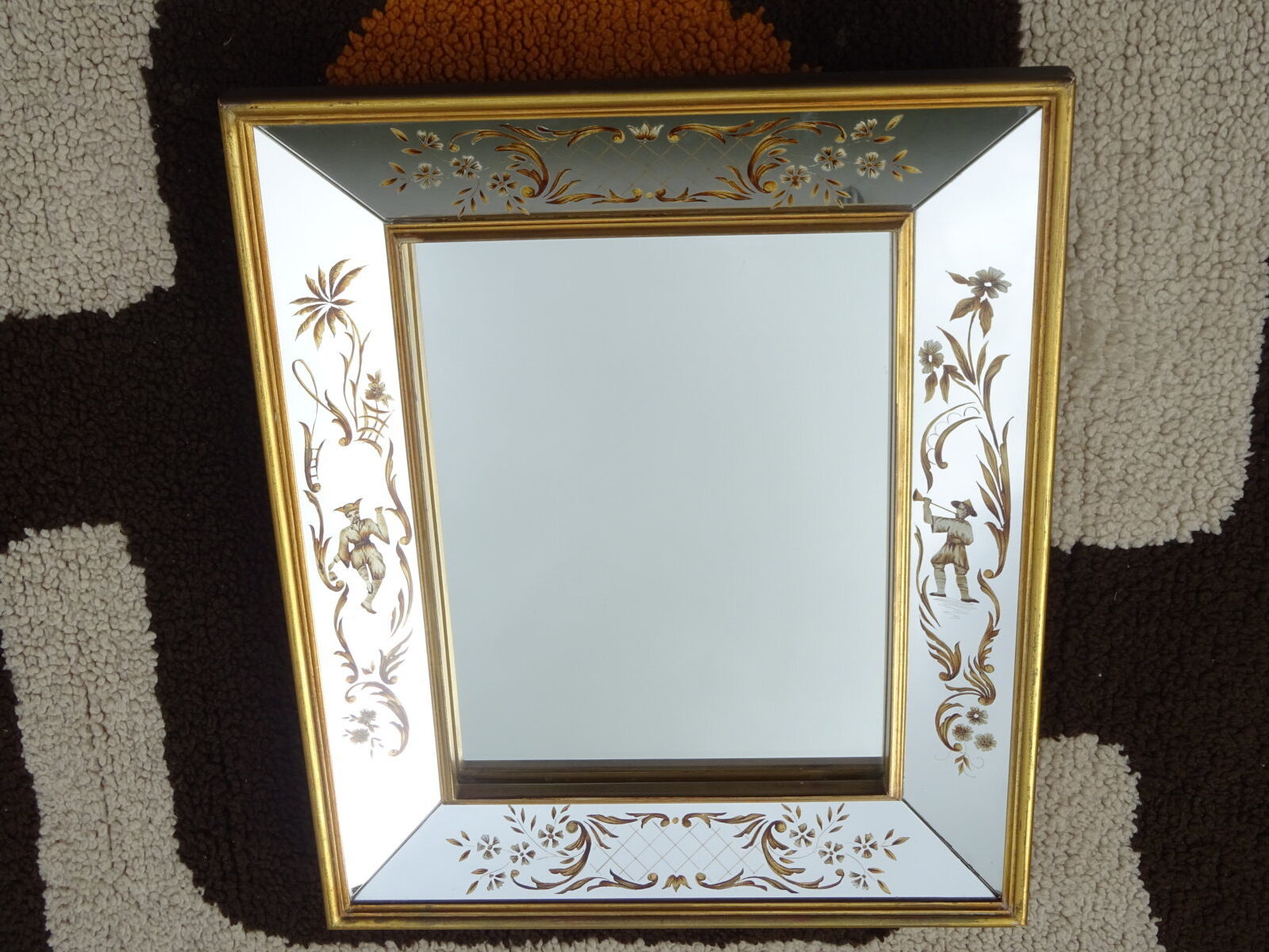 Venetian mirror with parecloses 54x45cm