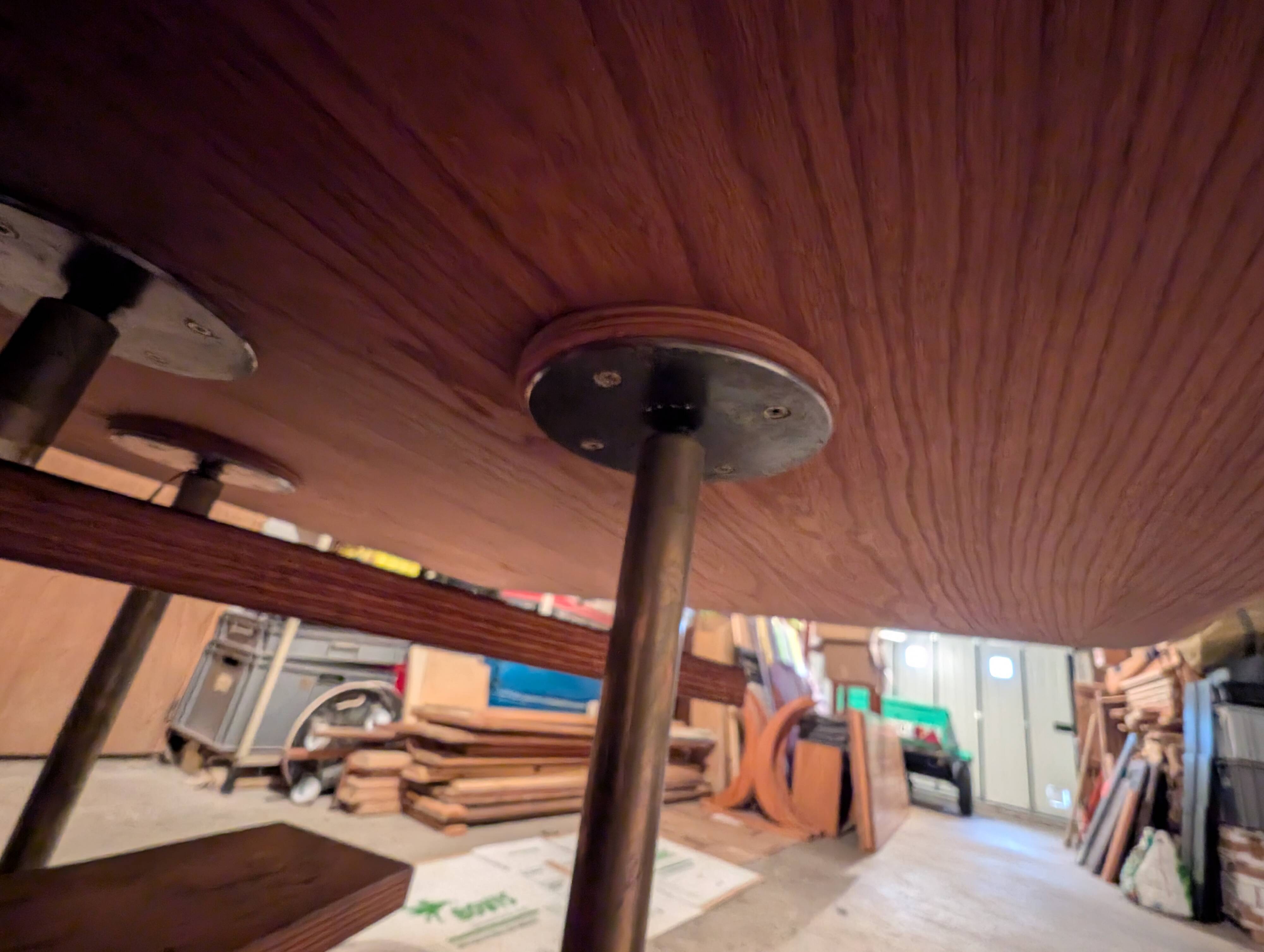 Office C. De Moyen Elm Loupe