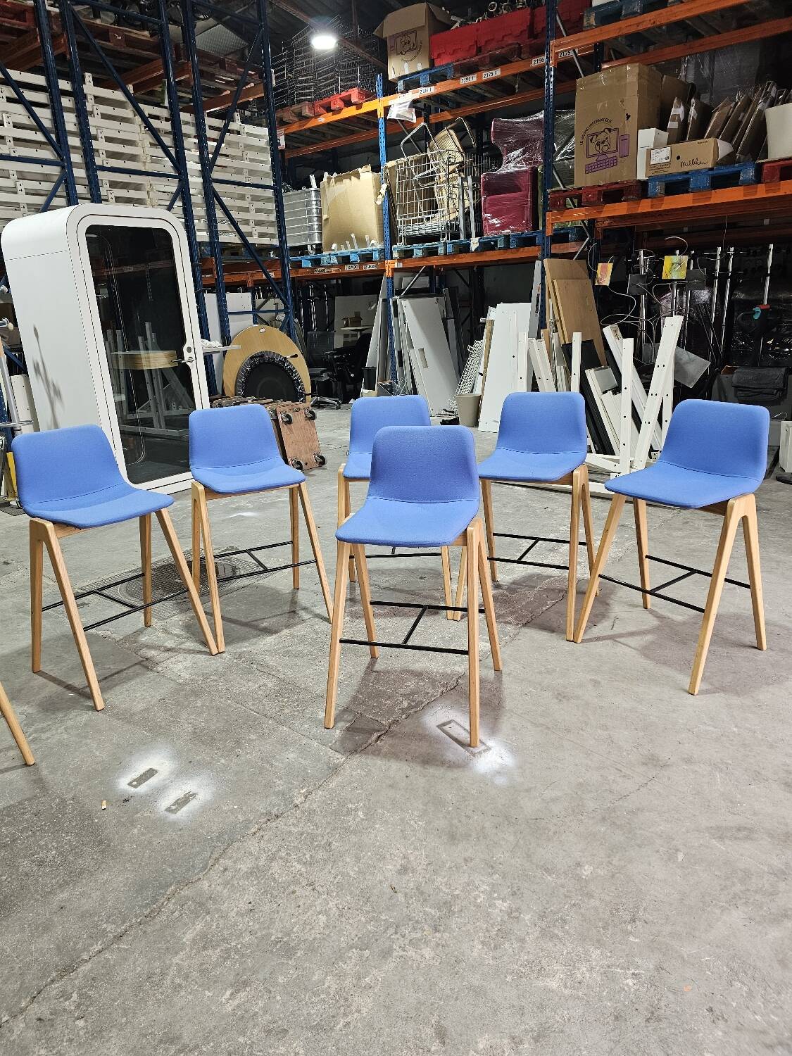 Viv Wood High Chair – Bar Height