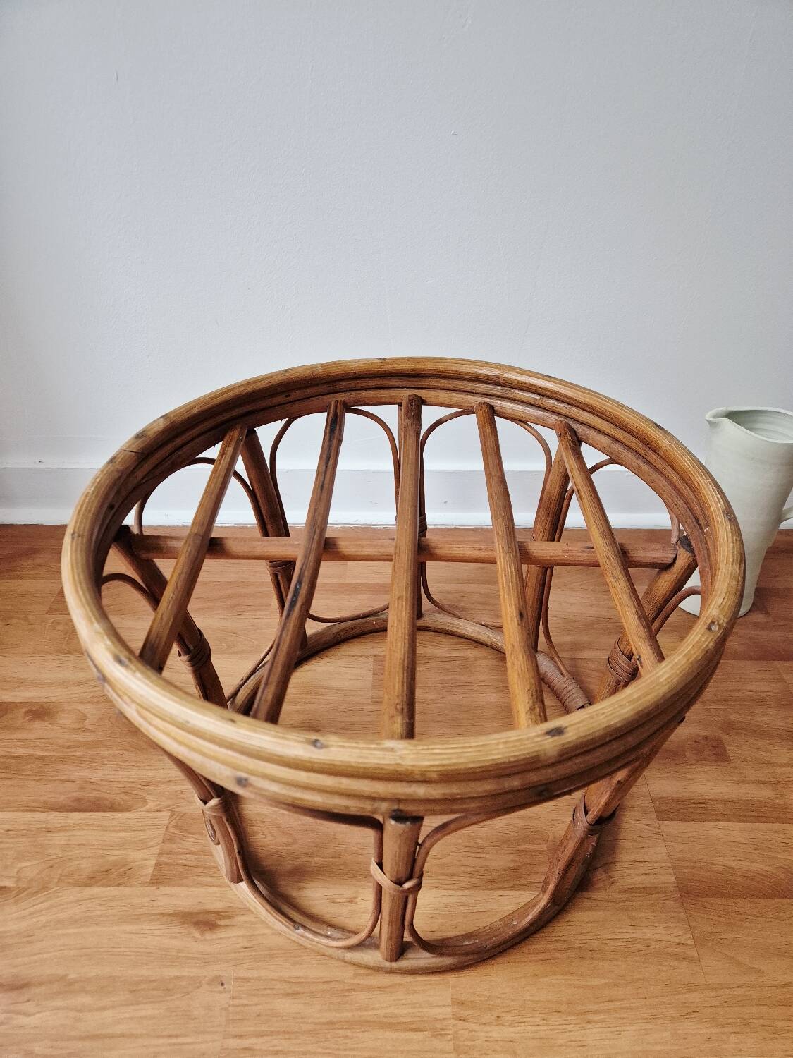 Petit tabouret/porte-plante en rotin '1970 - Vintage