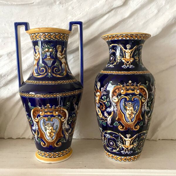 Vase amphore en faïence de Gien  décor Renaissance