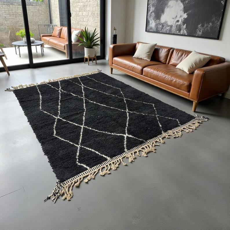 Handmade Moroccan rug 250cm x 200cm