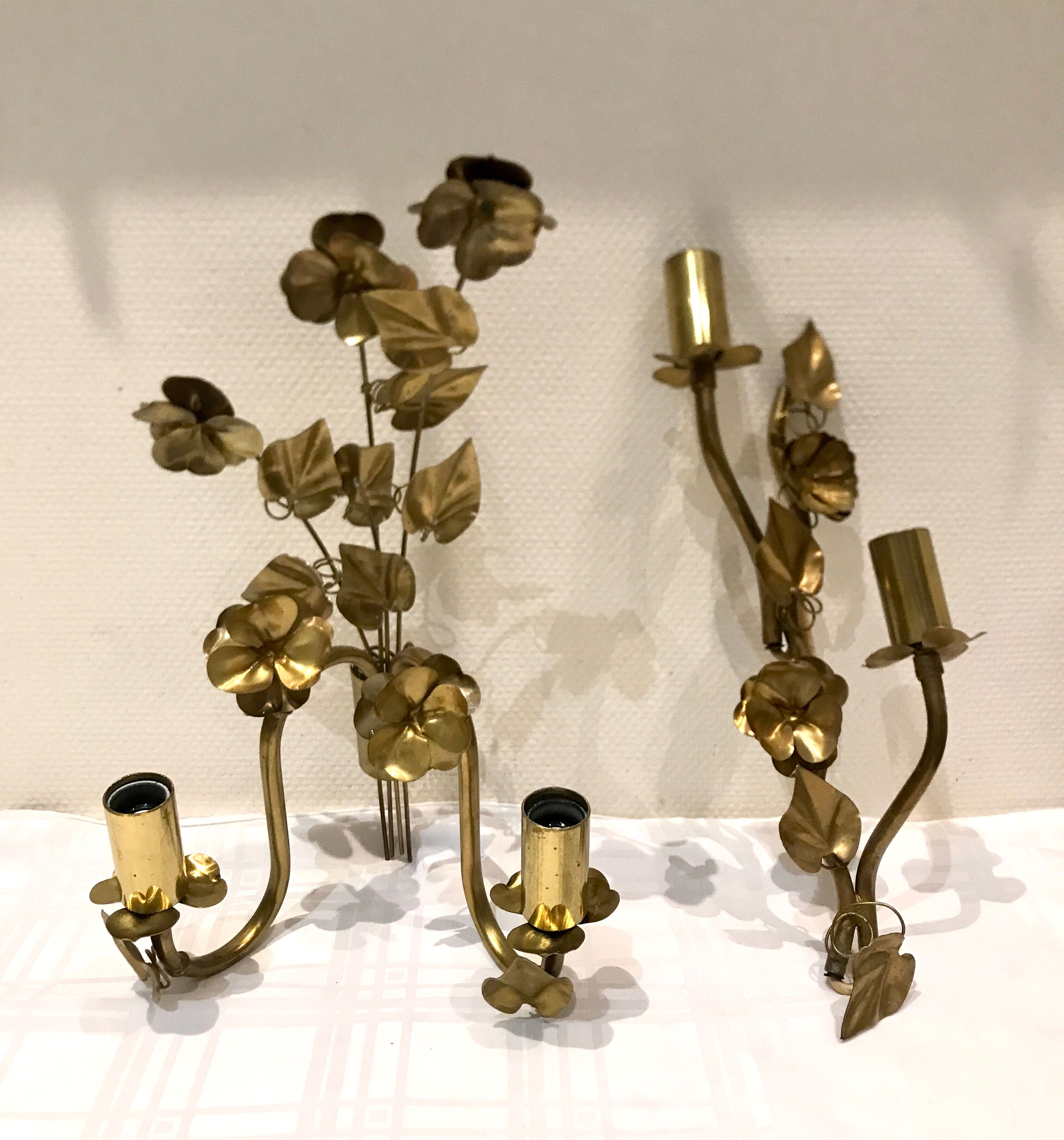Paire d’appliques fleurs et feuilles laiton