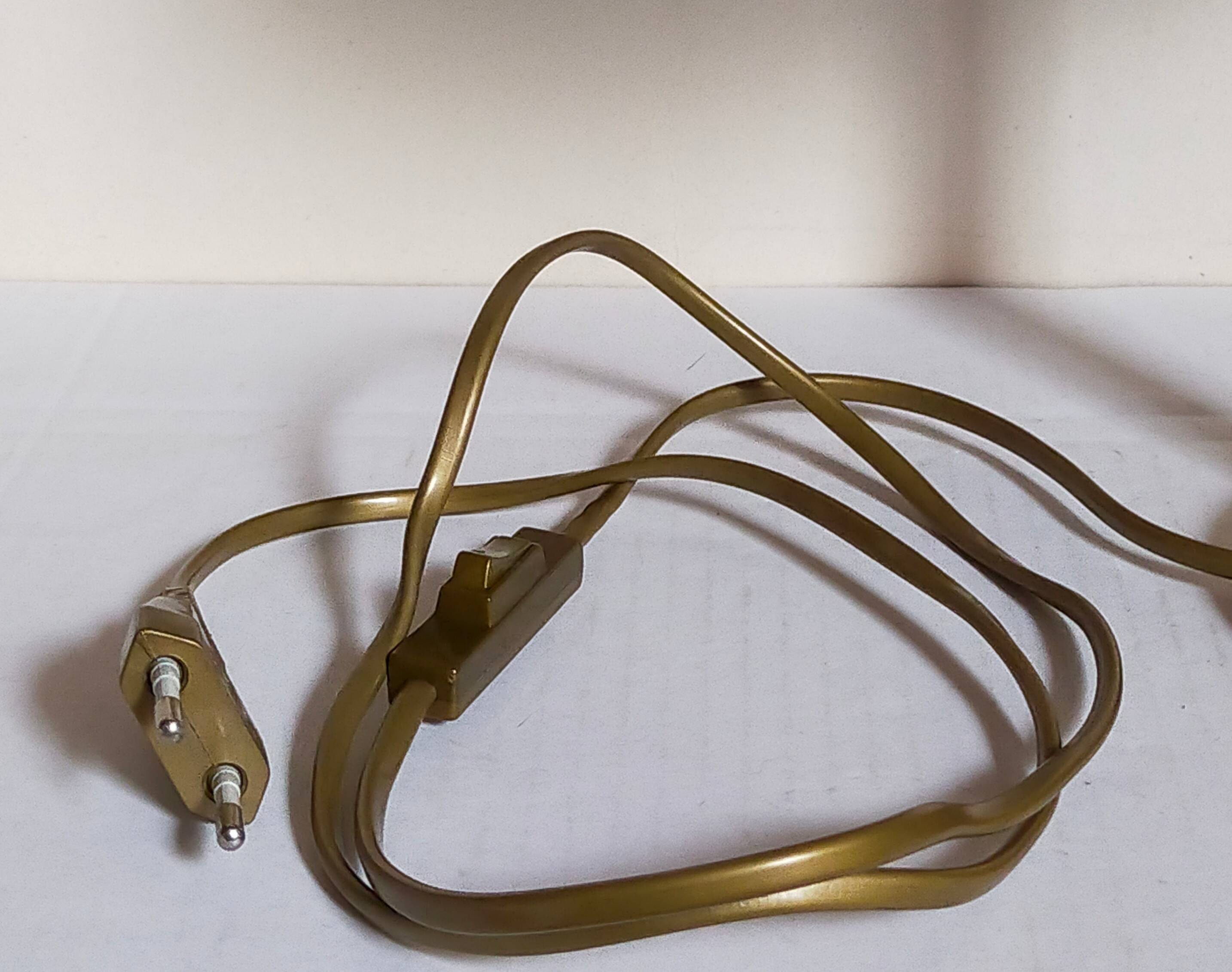 “Bamboo” lamp in vintage turned wood