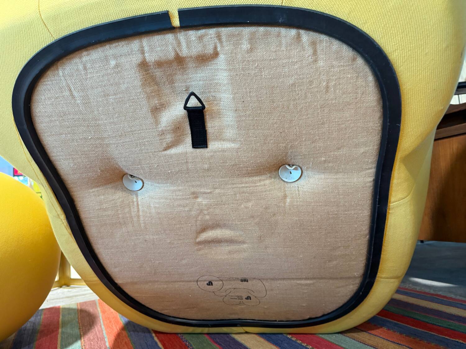 UP5_6 Big Mama Armchair - B&B Italia - Gaetano Pesce - yellow + pouf -