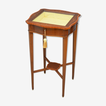 Edwards and Roberts mahogany and inlaid display table