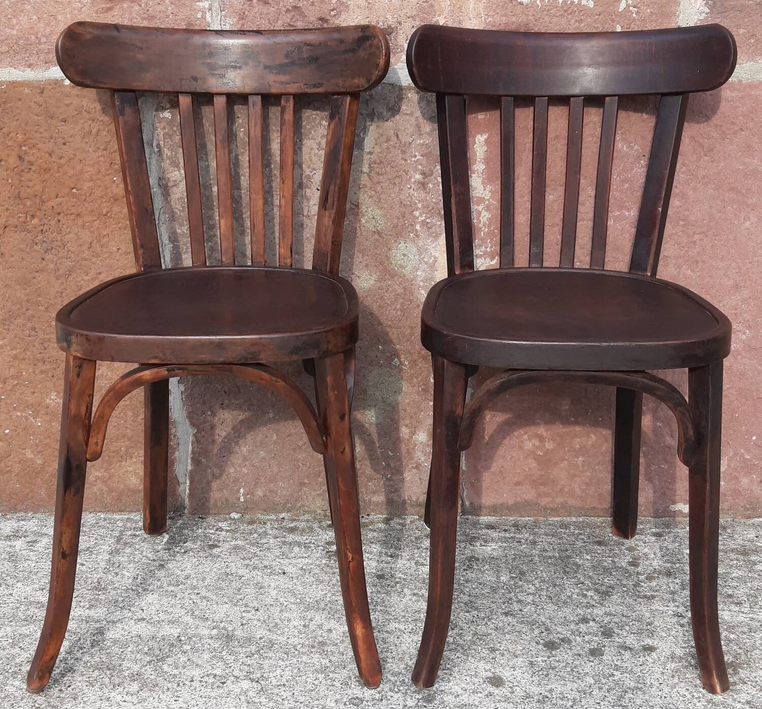 Bistro chairs (set of 2)