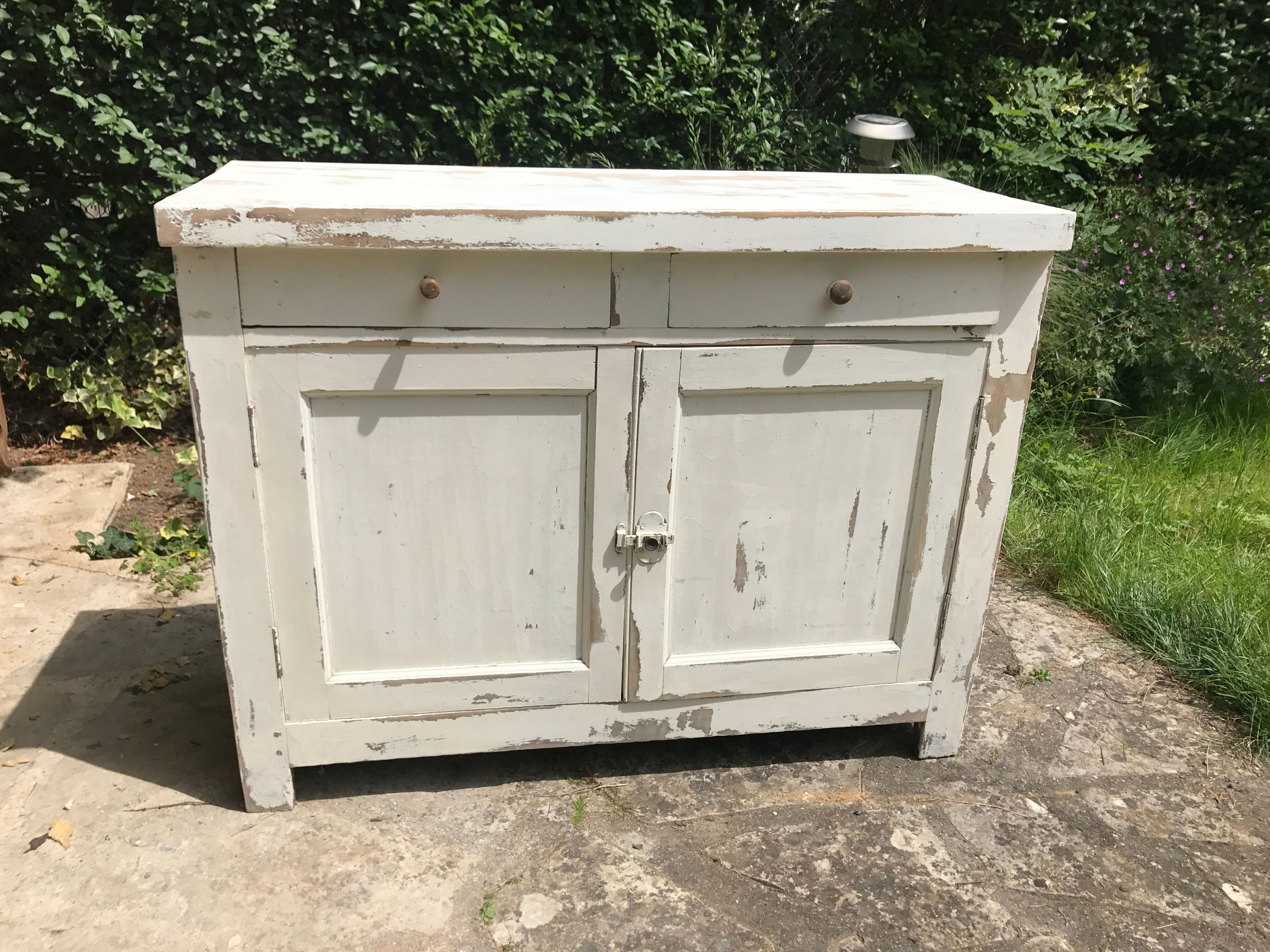 Block kitchen buffet