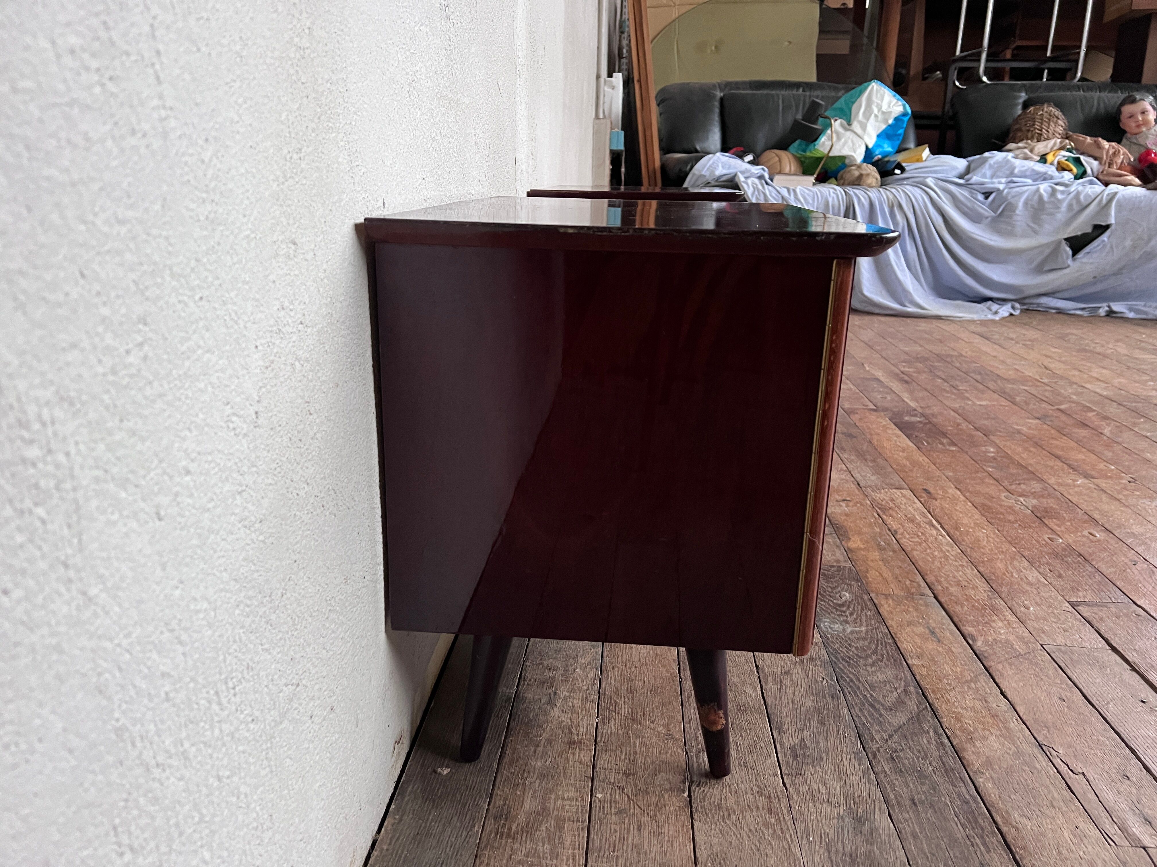 Paire de table de nuit 1950