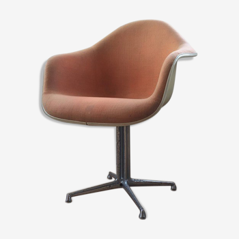 Fauteuil La Fonda par Charles & Ray Eames, édition Herman Miller dans années 70