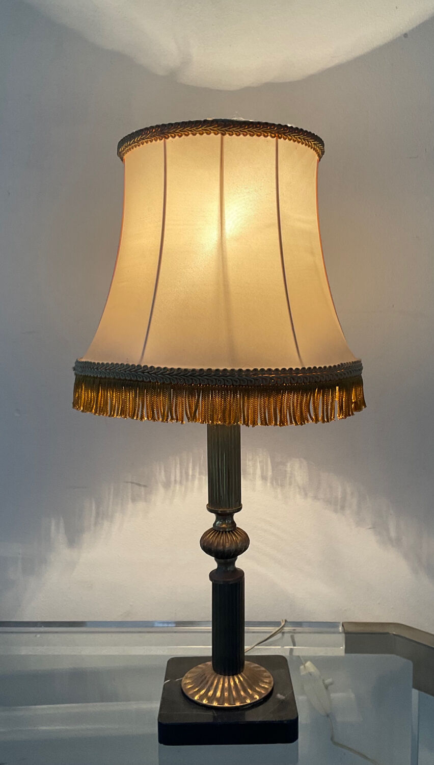 Lampe vintage en marbre et métal doré