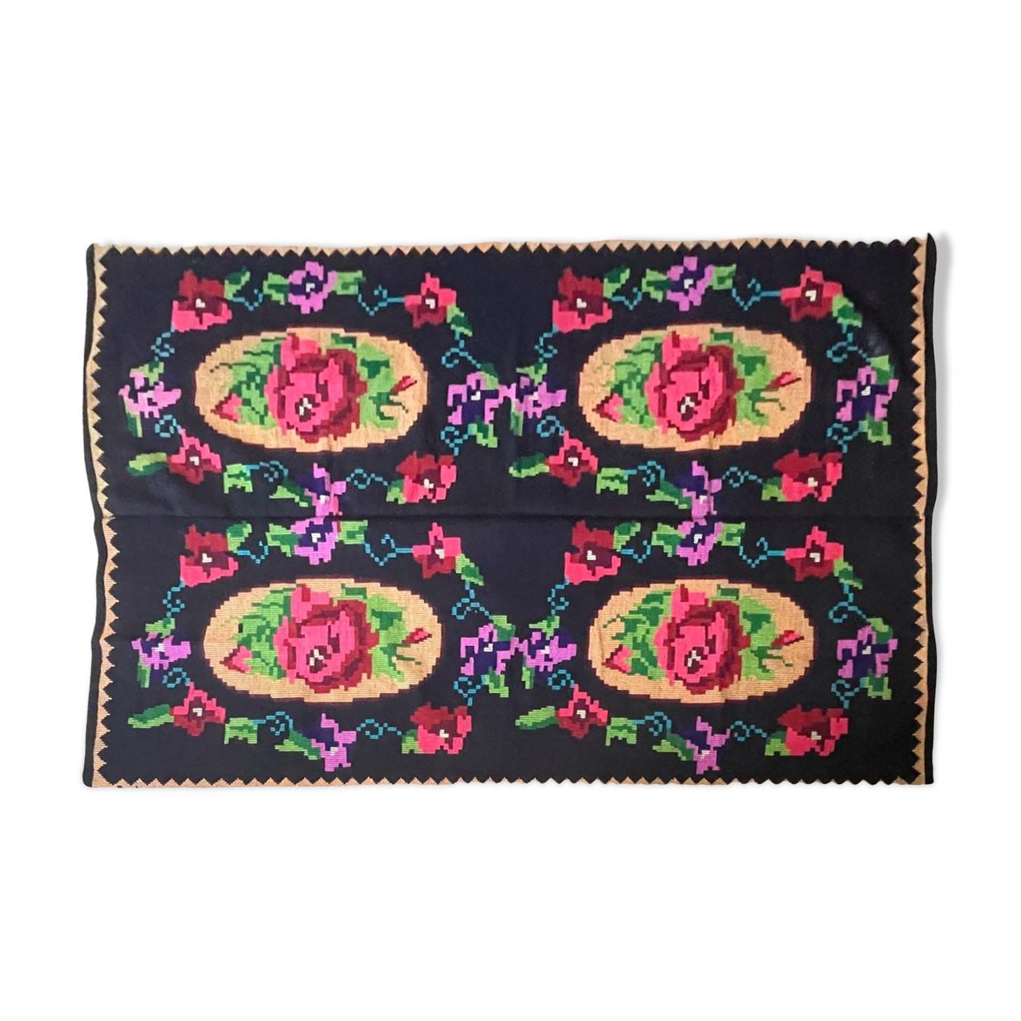 Hand-woven wool carpet black background with large roses 214x158cm