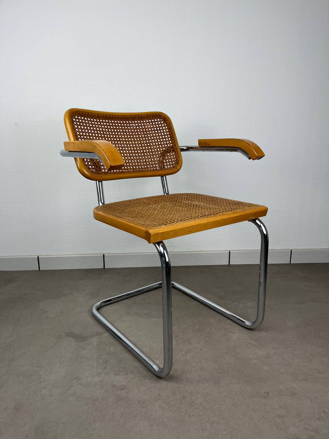 Chair B64 Marcel Breuer, Cesca B32