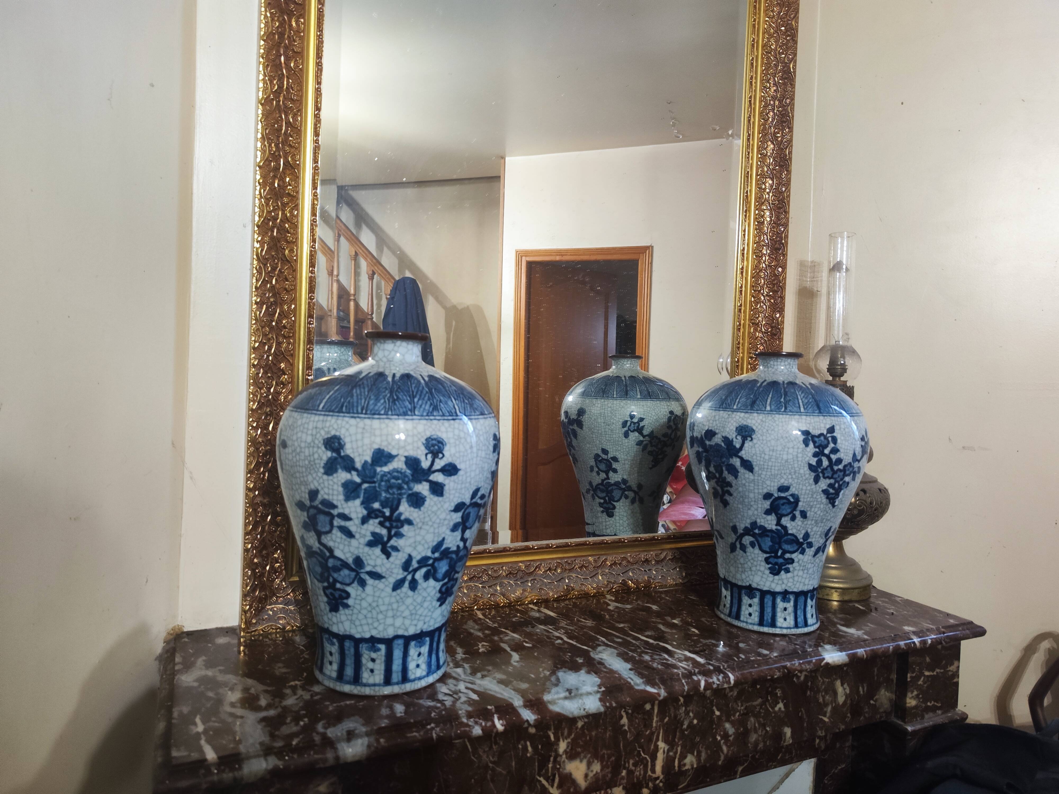 2 Chinese Nanking vase 20th century 40 cm high