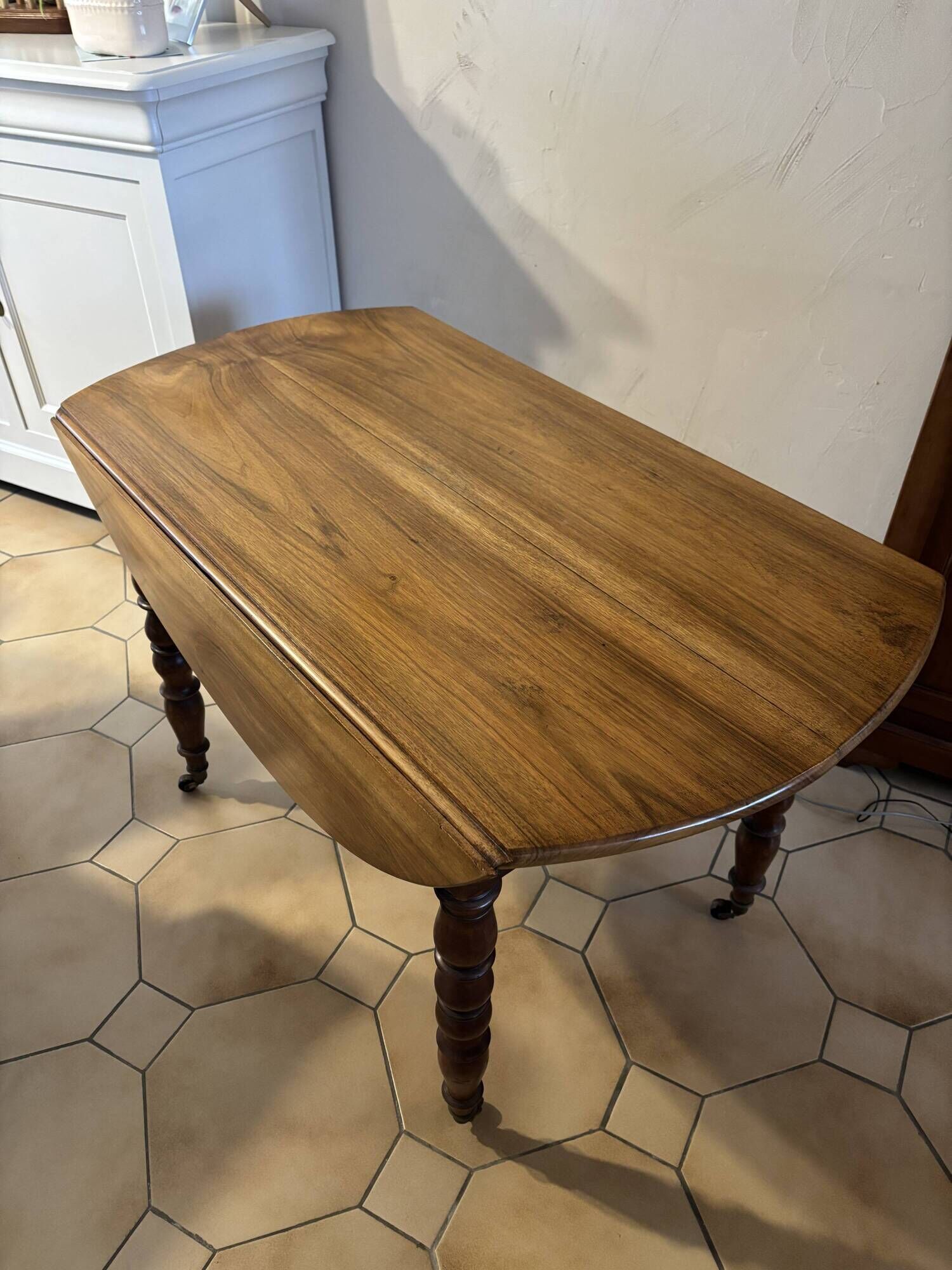 table extensible en noyer