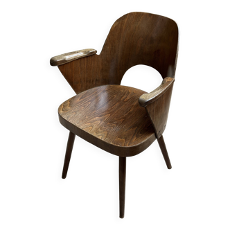 Fauteuil accoudoirs en bois Lubomir Hofmann