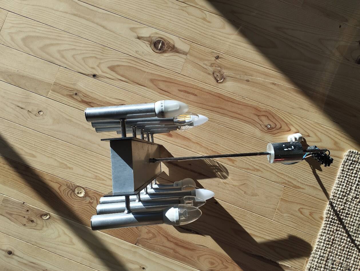 Sculptural vintage 70s chandelier – metal & aluminium – 55 × 26 cm