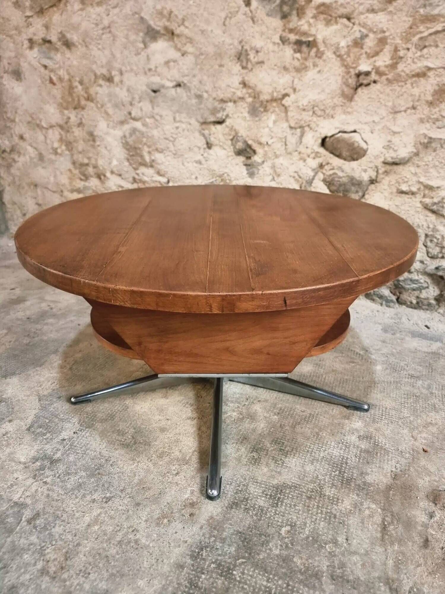 Vintage French Cherry Wood Coffee Table with Rotating Top - 1960s Round Shape on Iron Base Ø80cm