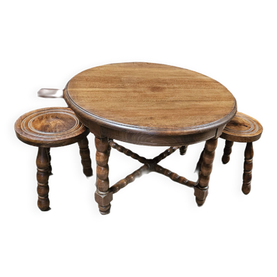 Table basse ronde et 2 tabourets tripodes