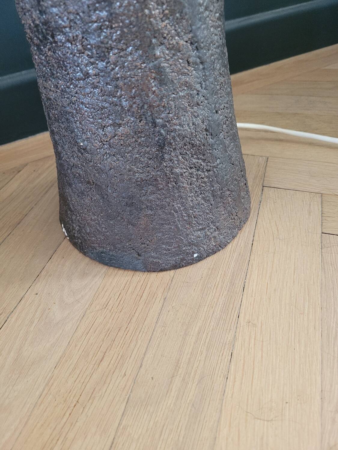 Vintage concrete lamp base