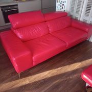 Ensemble XXL Maison en cuir rouge - canapé , fauteuil et 2 poufs