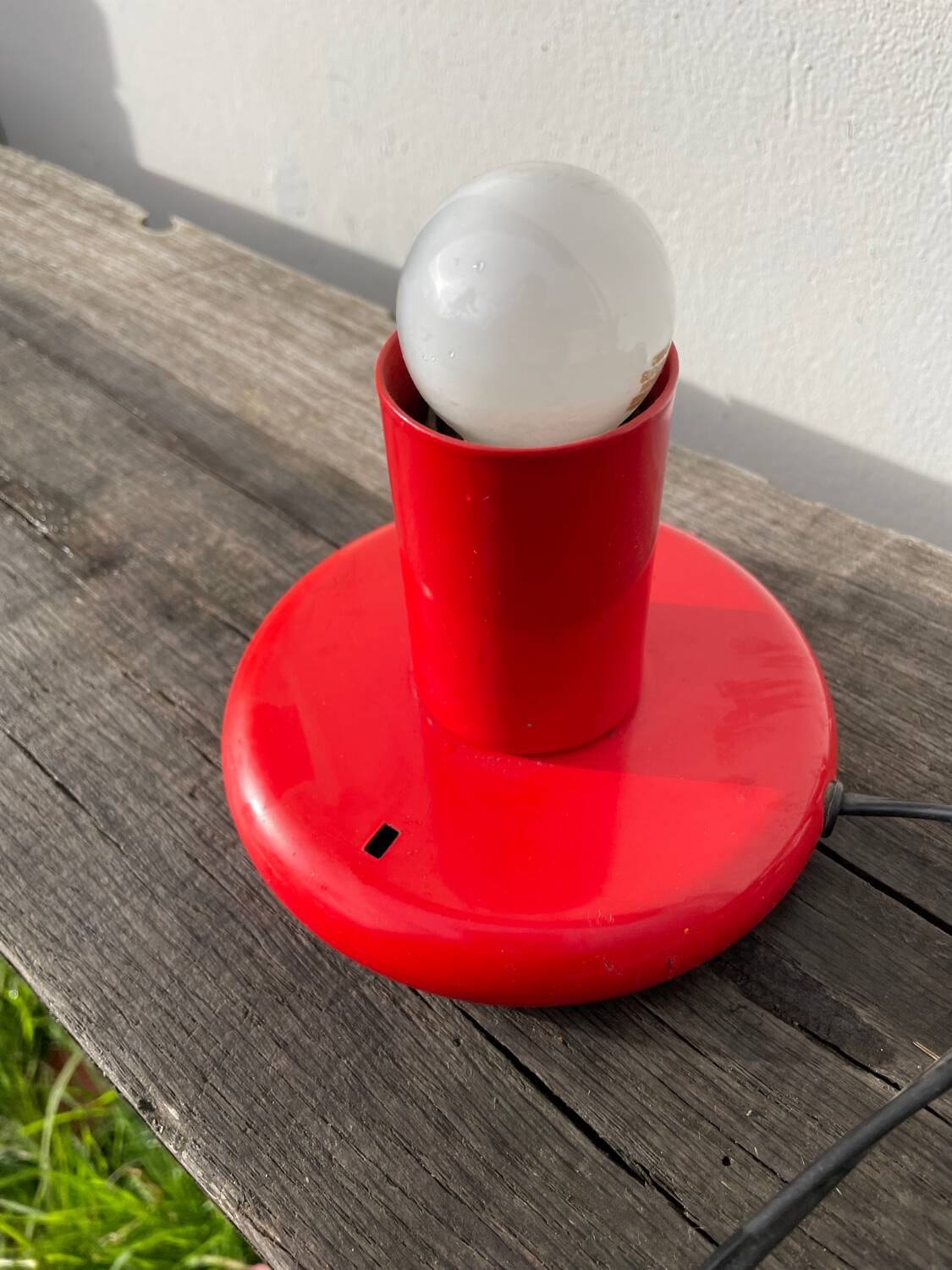 1970 Kama Keur red metal lamp