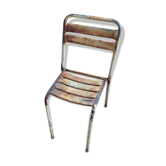 Chair in steel with an original patina