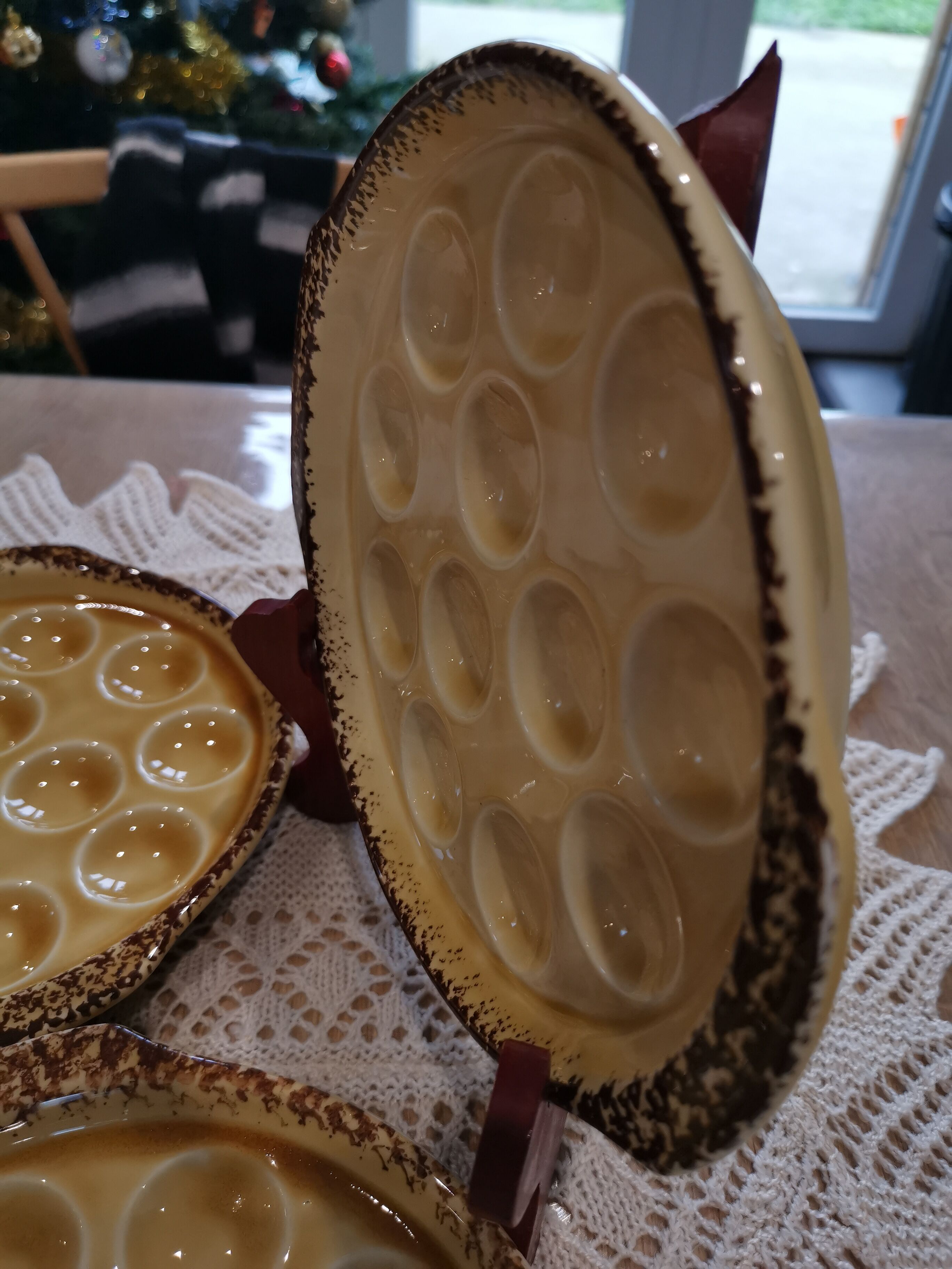 Snail cooking plates Gien France