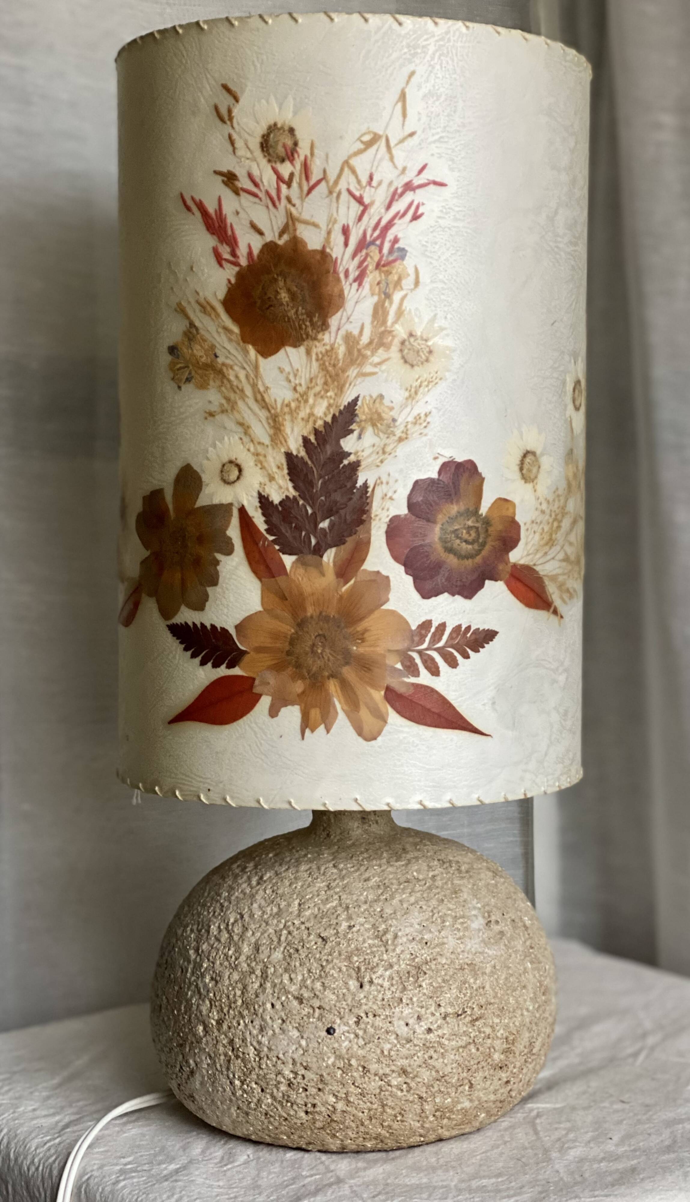 Large vintage 1960-70 chamotte ceramic ball lamp, dried flower lampshade