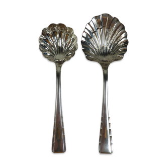 Dessert cutlery in silver metal of the brand Ercuis
