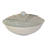 Digoin Sarreguemines white soup tureen