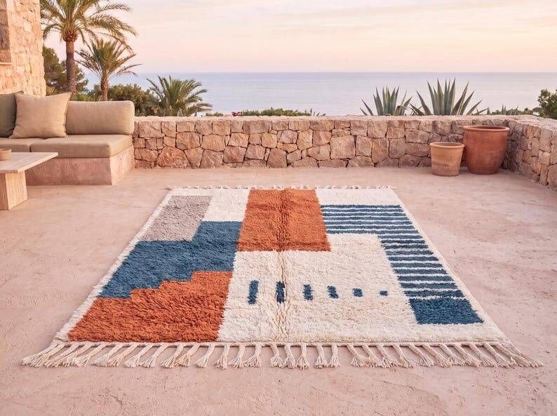 Magnificent authentic traditional Berber rug handmade 150/250 cm.