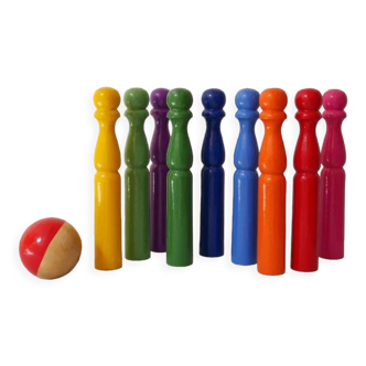 Wooden keels, rainbow color