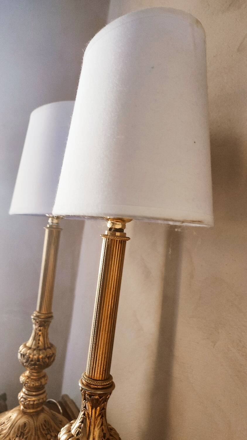 Paire de lampes classiques en bronze