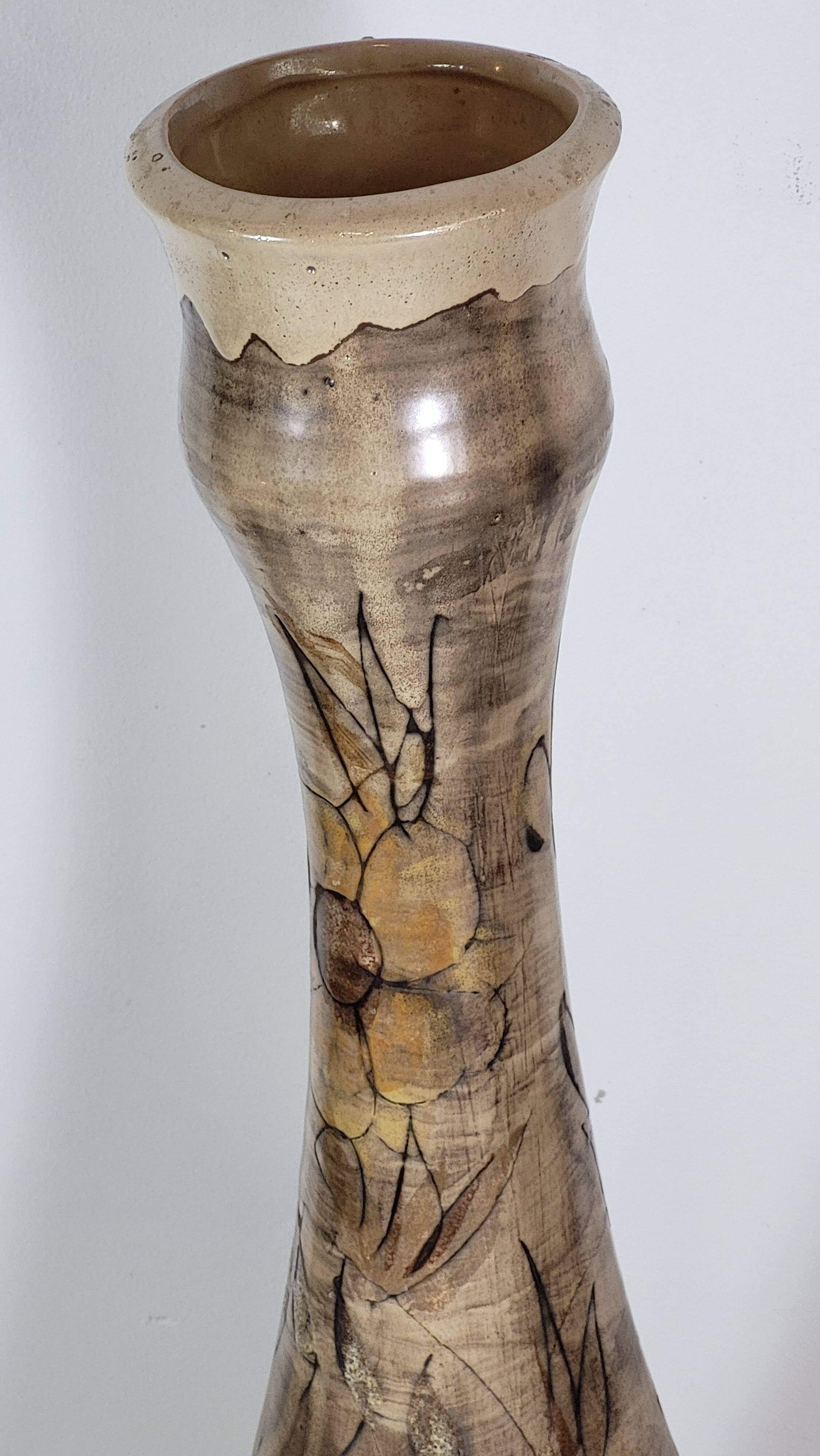 Large La Roue Vallauris ceramic vase, French, beige flower decor, 1975