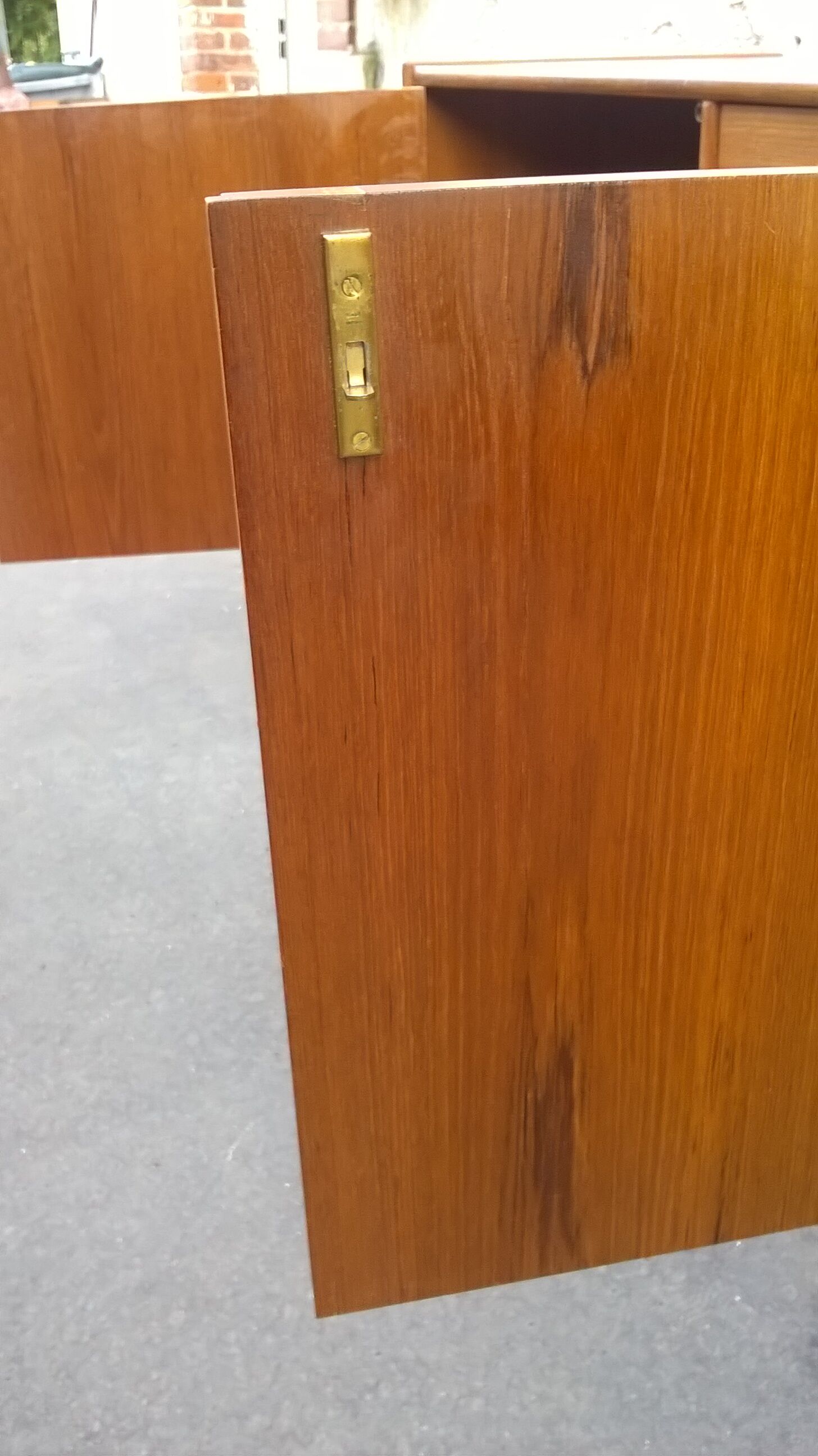 Scandinavian enfilade