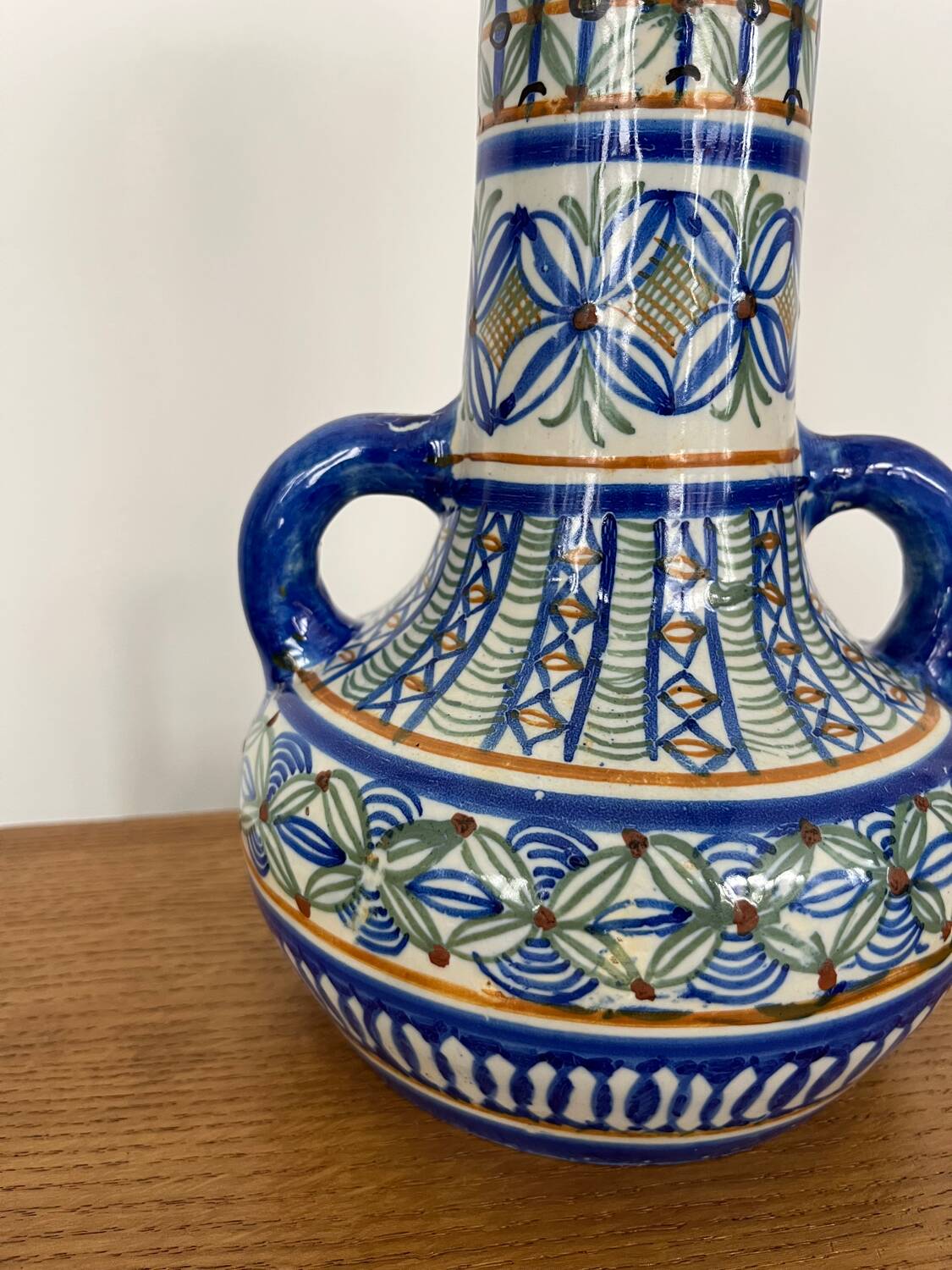 Ancient majolica earthenware vase