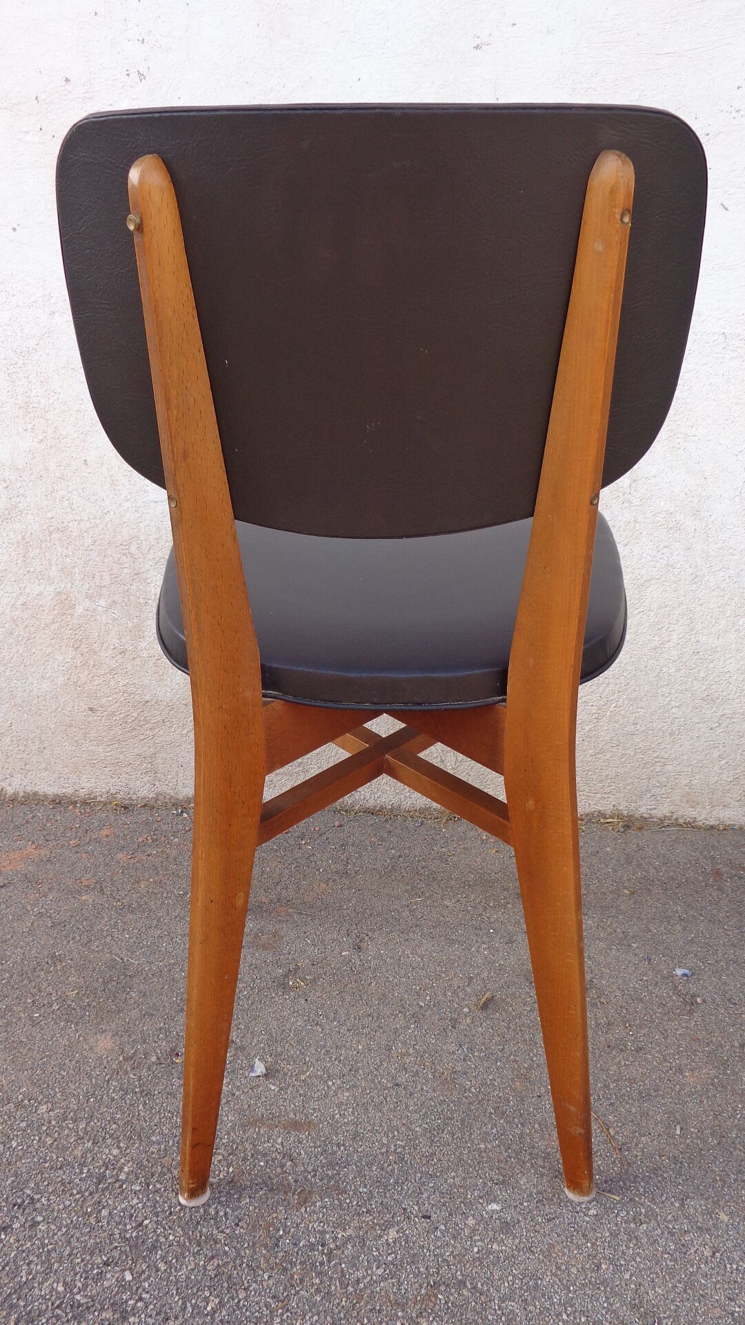 5 vintage chairs