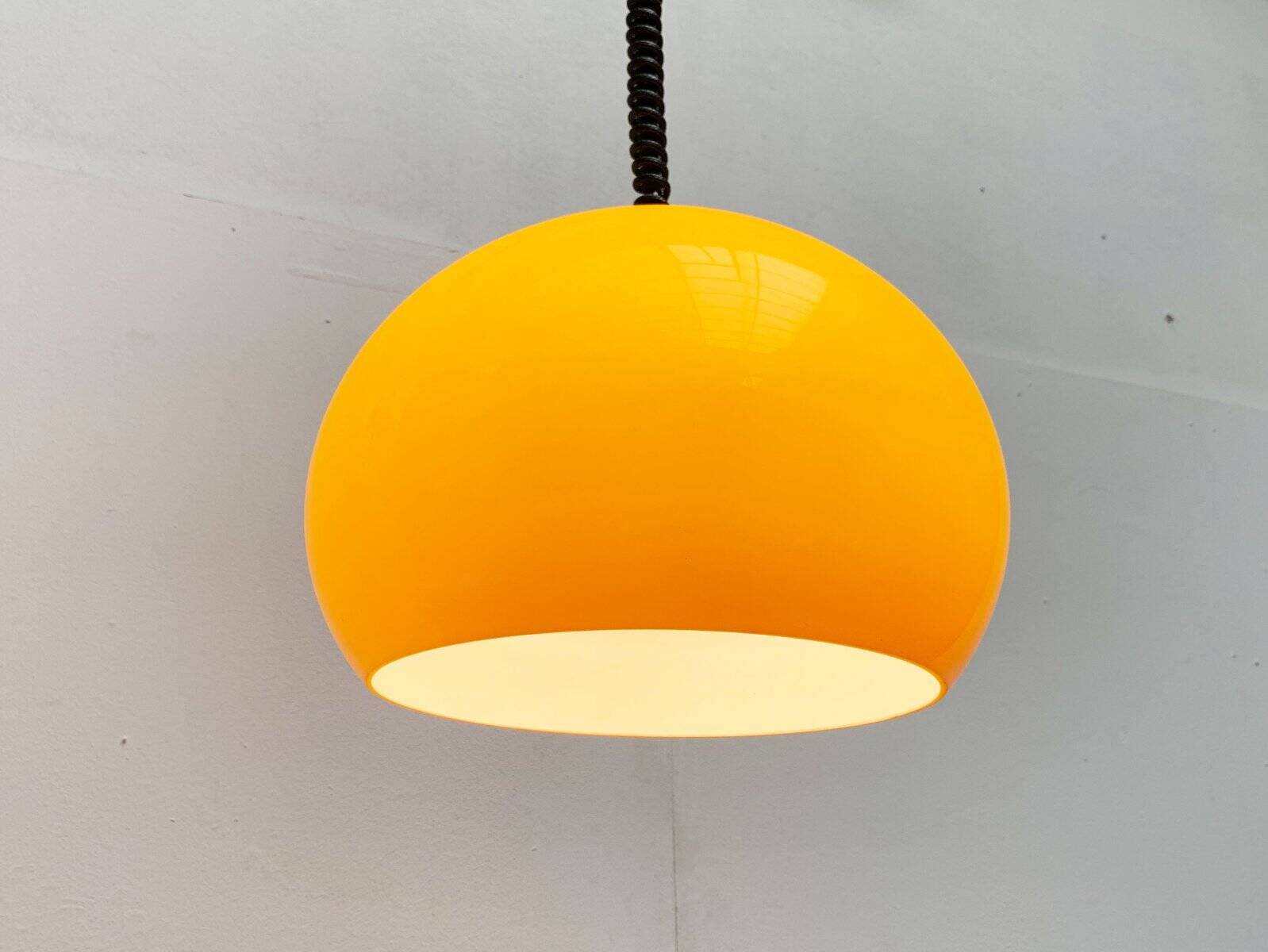 Italian pendant lamp Jolly in Space Age style from the mid-century by Luigi Massoni for Guzzini, 1960s.