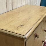 Victorian chest of drawers in nineteenth century fir