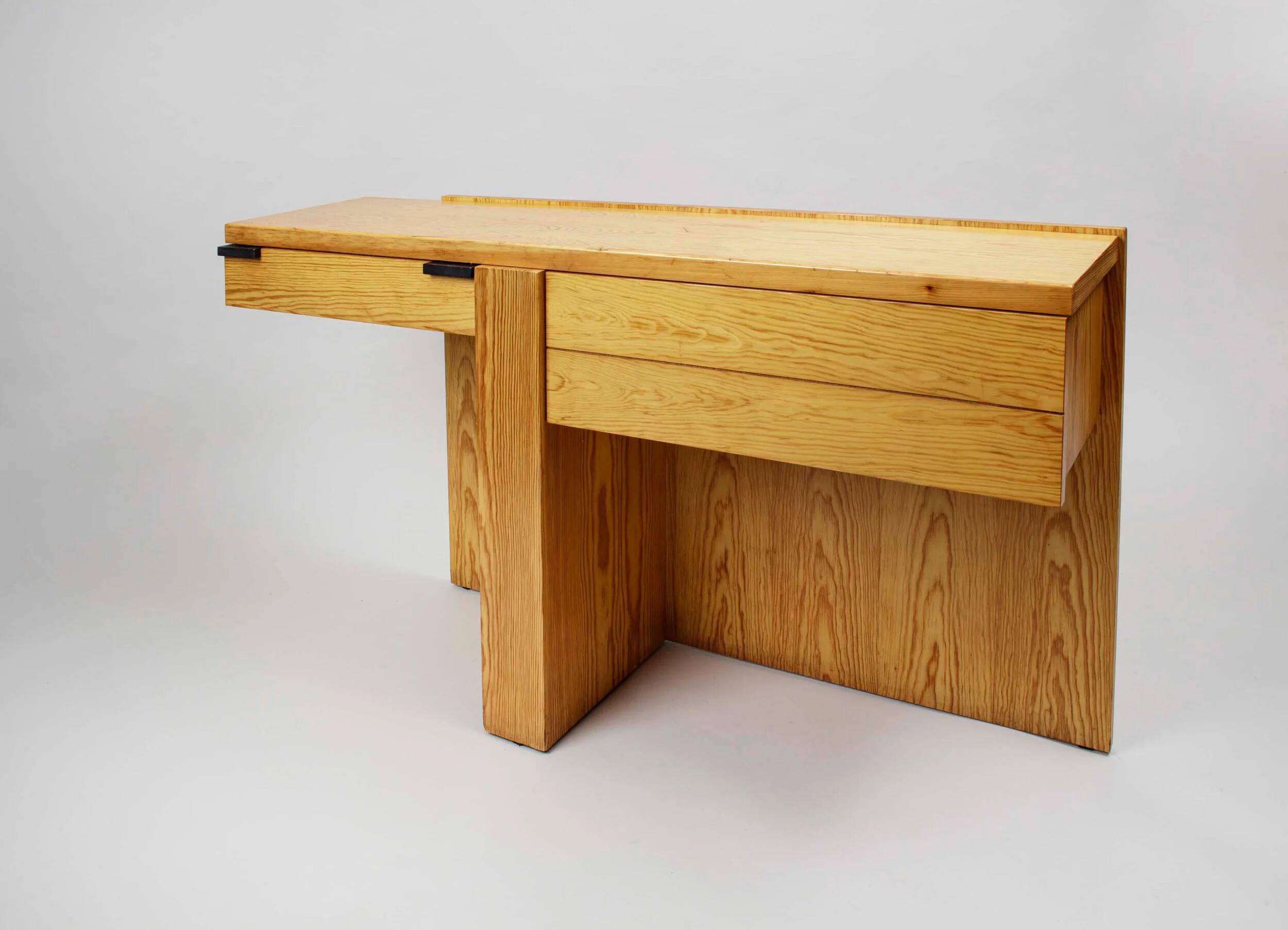 French consoles from the 1980s.