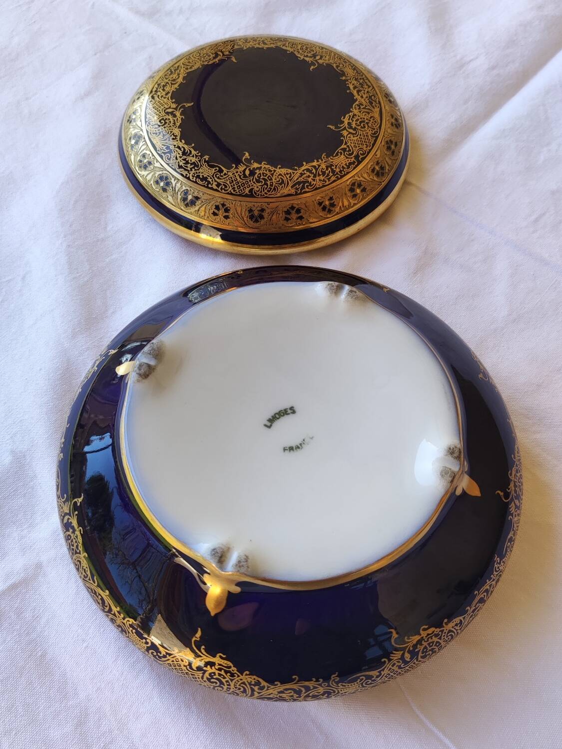 Large Limoges porcelain candy box - Oven blue and gold -