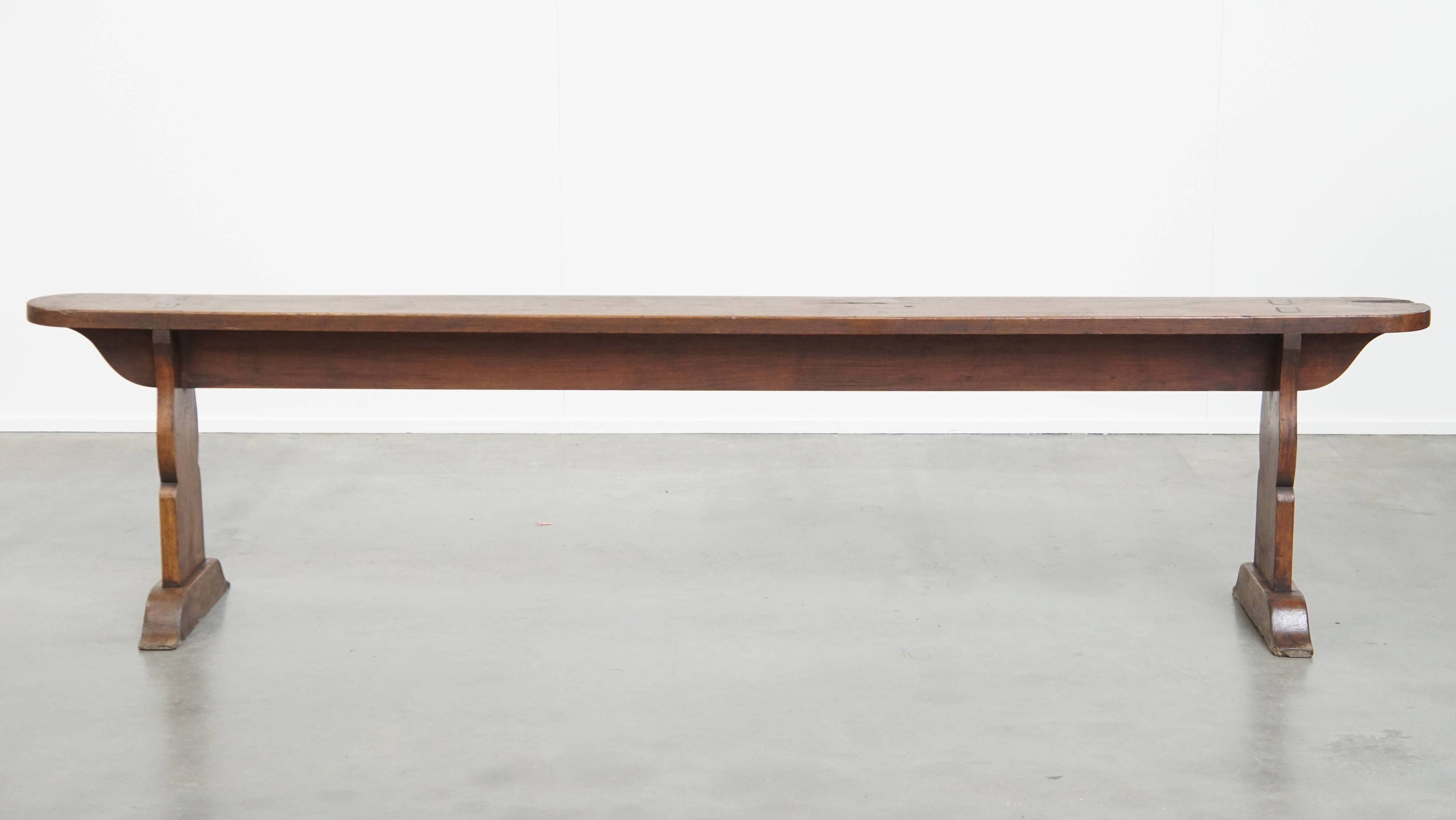 Banc antique en bois