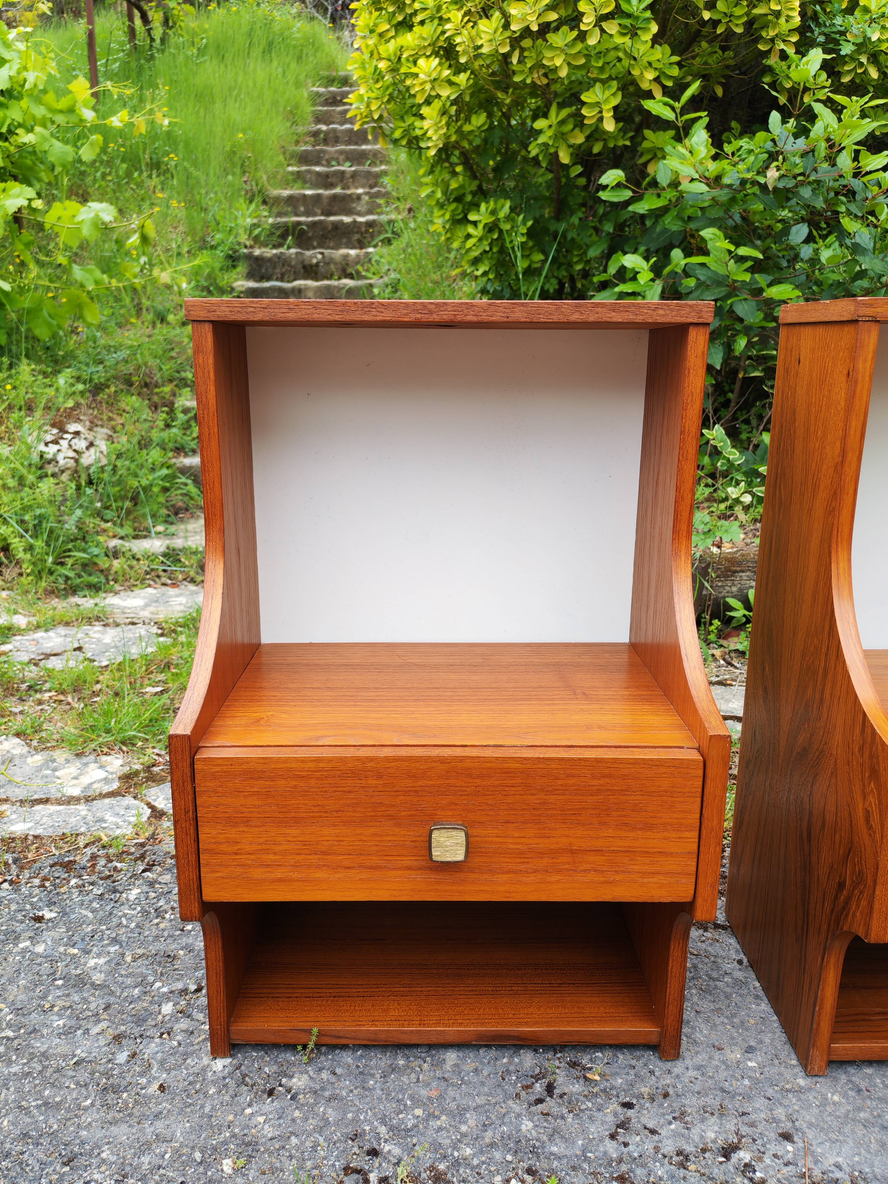 Paire de chevets scandinaves