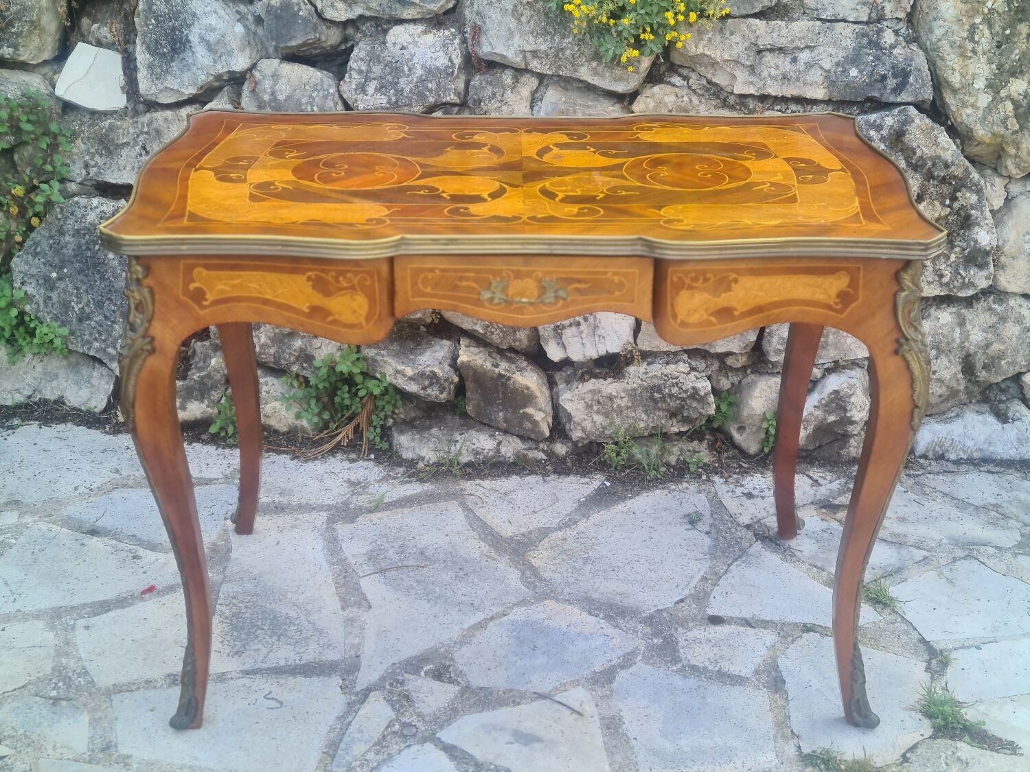 Louis XV style flat desk in marquetry