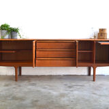 Enfilade by McIntosh in teak * 213cm